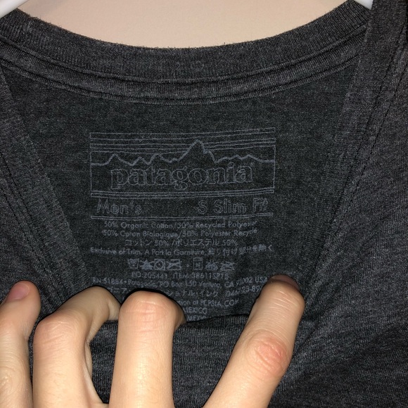 Patagonia tee shirt - Picture 2 of 4